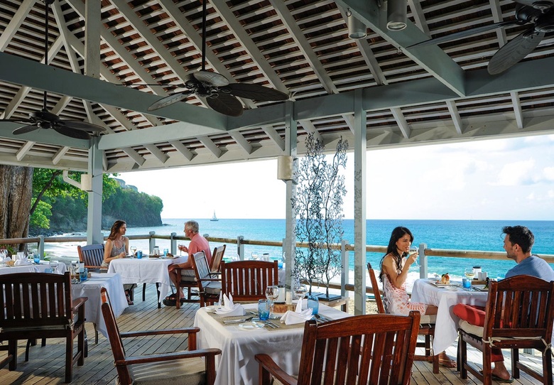 Hotel Sandals Regency La Toc