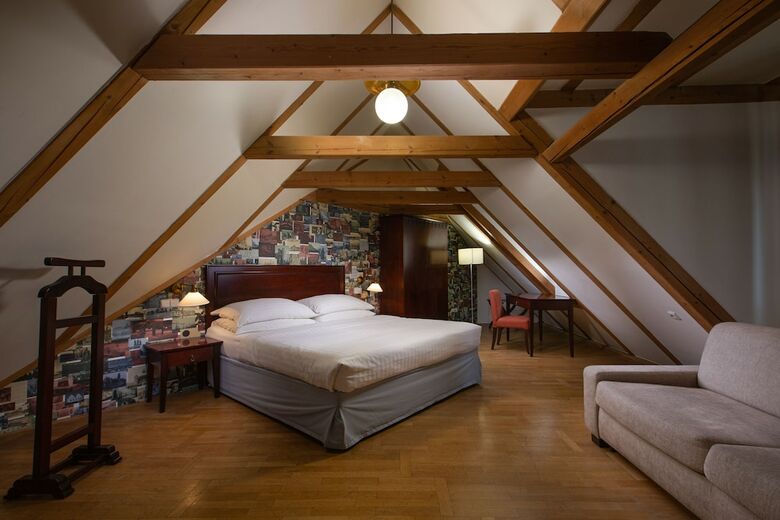 Hotel Ea Residence U B�l� Ku�elky