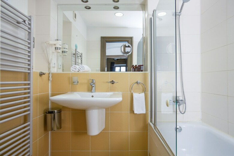 Hotel Ea Residence U B�l� Ku�elky