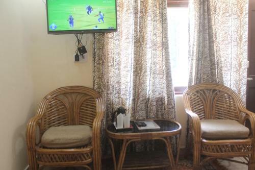 Hotel Green Hill View Rooms In Bhagsu