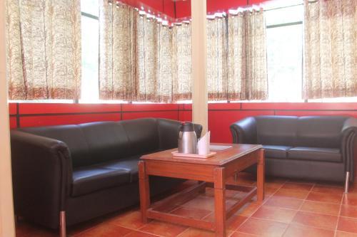 Hotel Green Hill View Rooms In Bhagsu