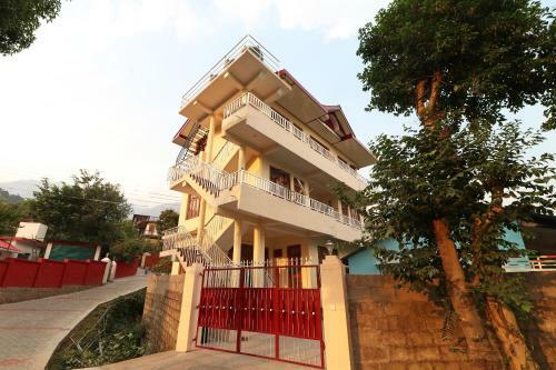 Apartamentos Cozy 1bhk Home In Dharamshala