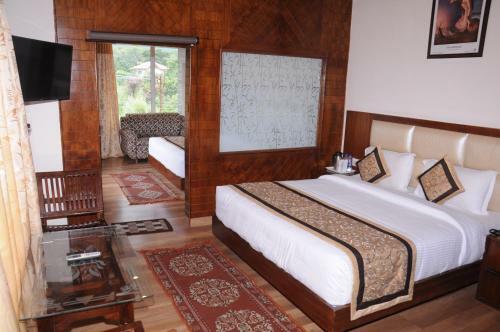Hotel Dharamshala Paradise