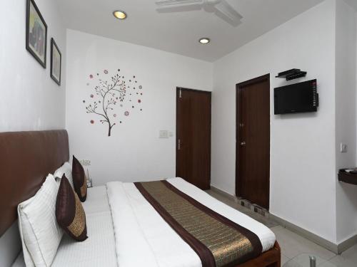 Hotel Oyo 14777 Summer Homez