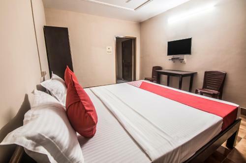Hotel Oyo 14138 Om Shree Cottage