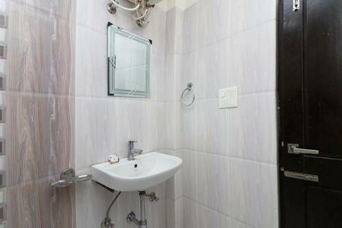 Oyo 9565 Hotel New Shiv Murti