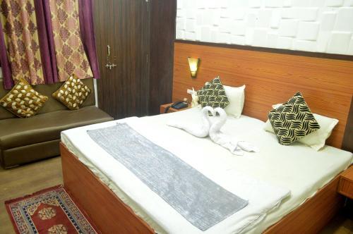 Bed & Breakfast Hotel Dhingra Residency