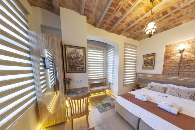 Fides Hotel