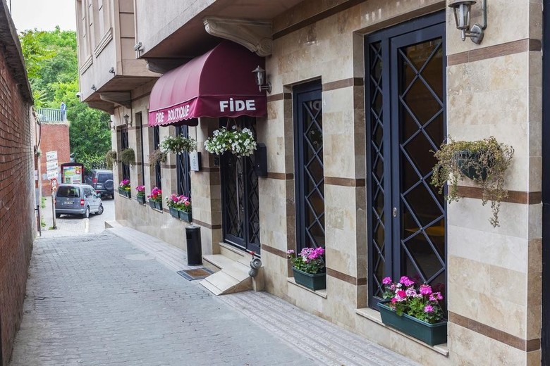 Fides Hotel