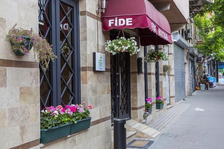 Fides Hotel