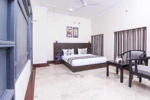 Hotel Oyo 12339 Serenity Stay 2