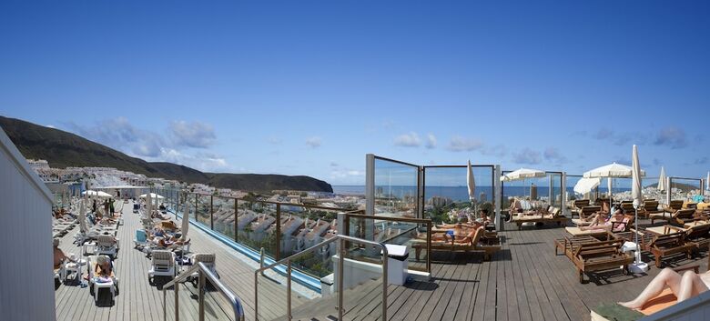 Paradise Park Fun Lifestyle Hotel