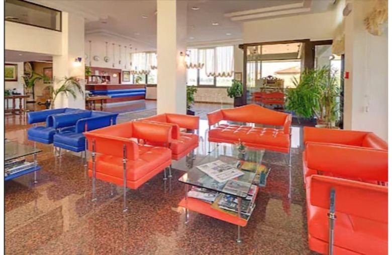 Recina Hotel