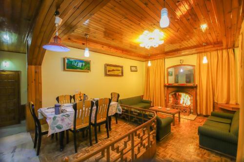 Hotel V Resorts Kalinga Premium Villa Manali