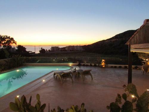 Luxurious Villa Solaris, 50 Meters From The Beach