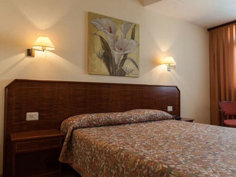 Hotel Unzaga Plaza