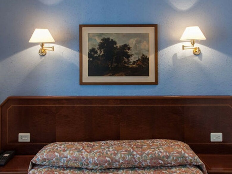 Hotel Unzaga Plaza