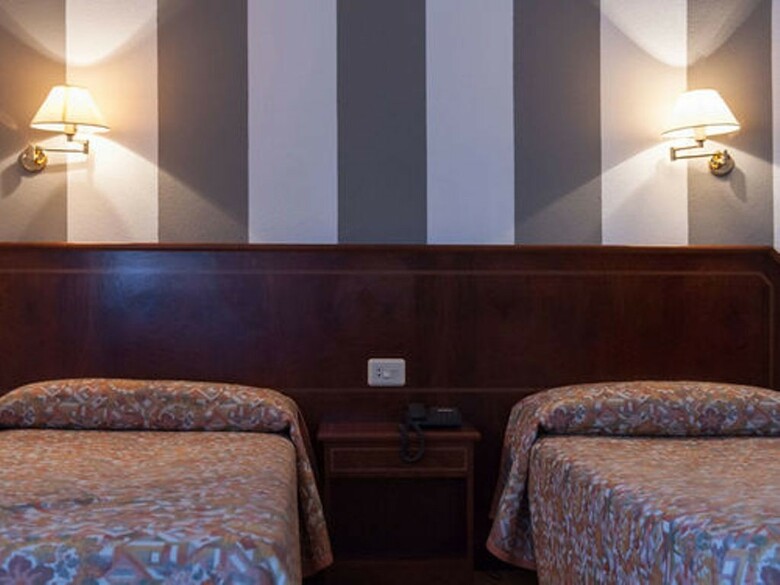 Hotel Unzaga Plaza