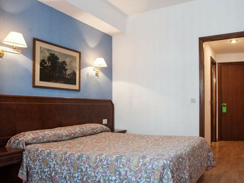 Hotel Unzaga Plaza