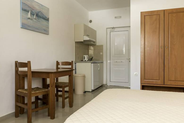 Hotel Sifis Studios