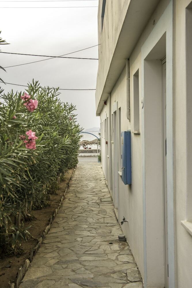 Hotel Sifis Studios
