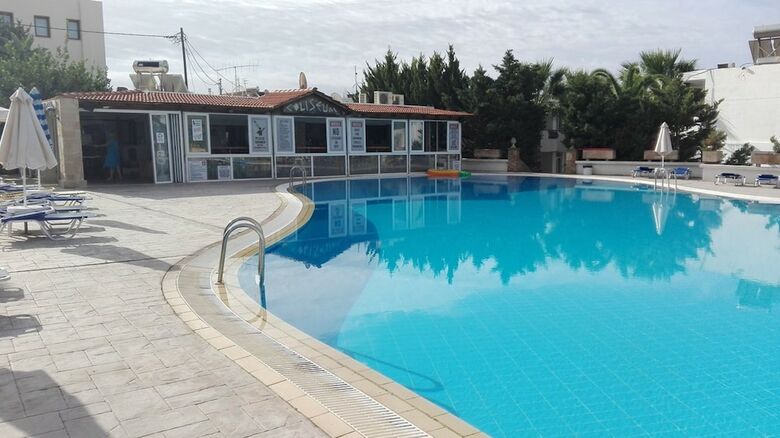 Hotel Coliseum Studios & Apartments