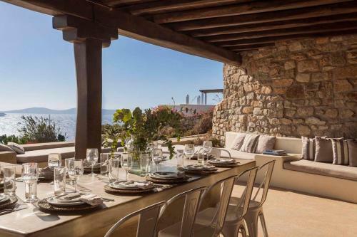 Mykonos Villa Sleeps 16 Pool Air Con