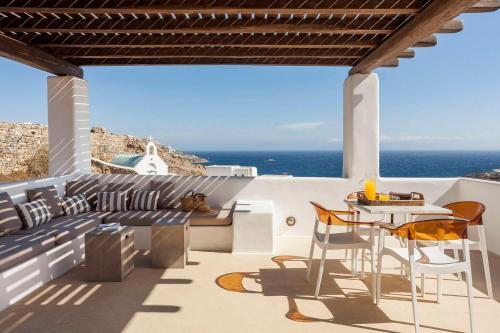 Mykonos Villa Sleeps 16 Pool Air Con
