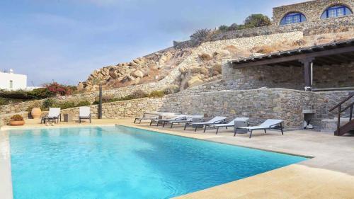 Mykonos Villa Sleeps 16 Pool Air Con