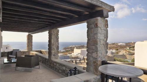 Mykonos Villa Sleeps 16 Pool Air Con