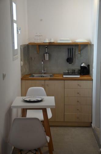 Apartamento White And Grey Chora