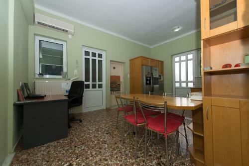 Yanni's Shared House-budget Accommodations