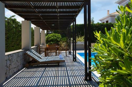 Villa Aeriko Homes Of Distinction