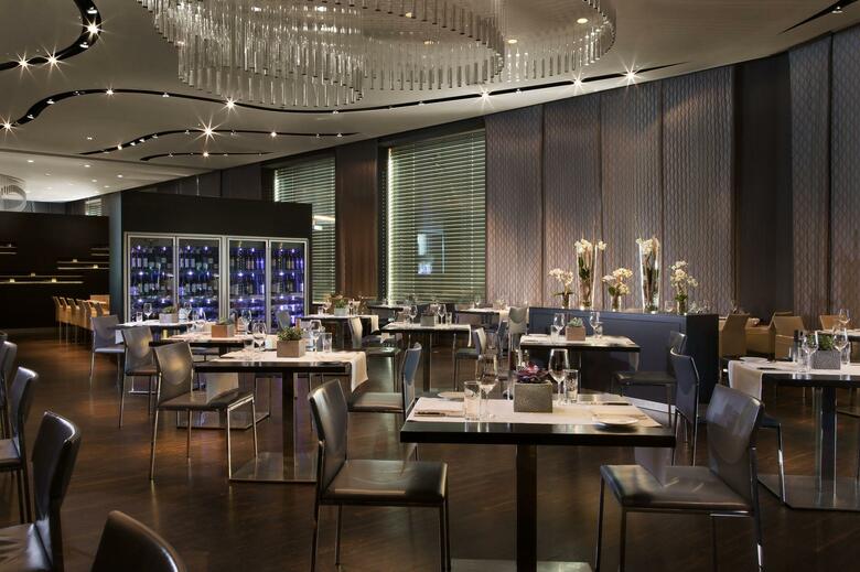 Renaissance Z�rich Tower Hotel