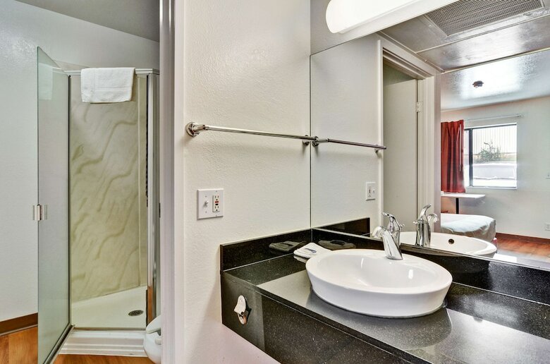 Hotel Motel 6 Pittsburgh - Crafton