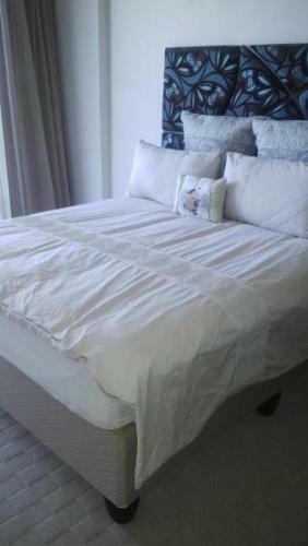 The Pearl's Oceans Luxury Apartments