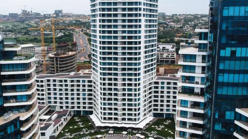 The Pearl's Oceans Luxury Apartments