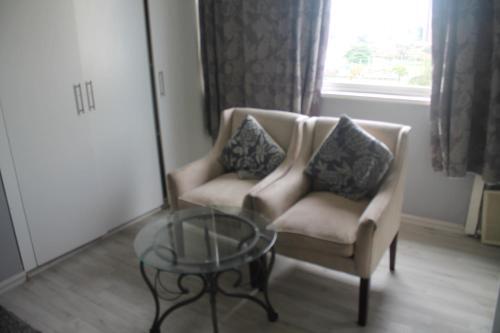 Parkview Hotel Room 711