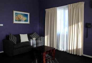 Hotel Best Western Travellers Motor Village