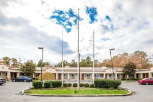 Hotel Quality Inn & Suites