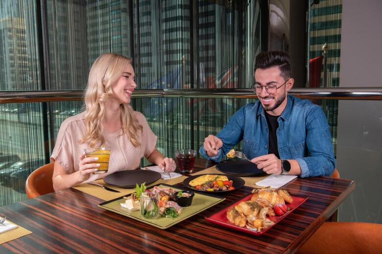 Hotel Centro Al Manhal Rotana