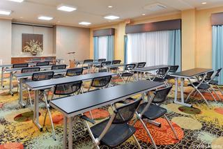 Holiday Inn Express Hotel & Suites Bessemer