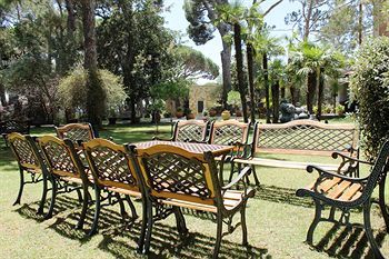 Hotel Al Bustan
