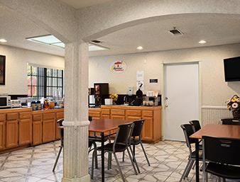 Hotel Super 8 Motel Bakersfield South Ca
