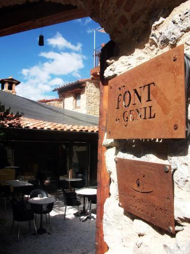 Hotel Font Del Genil