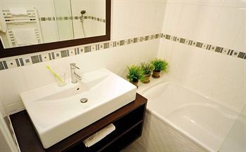 Hotel Park & Suites Confort Carquefou