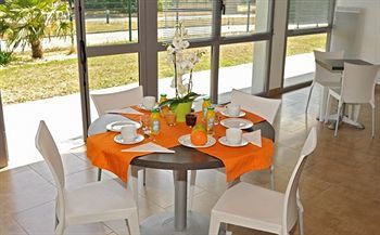 Hotel Park & Suites Confort Carquefou