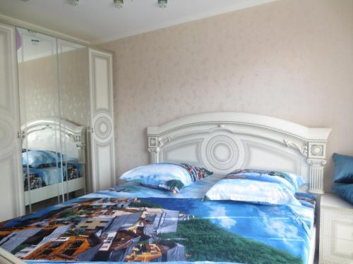Apartment On Molokova 22