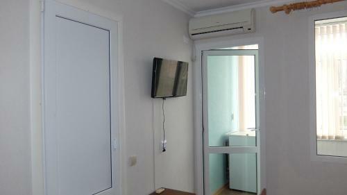 Hostal Al Porto Near The Sea