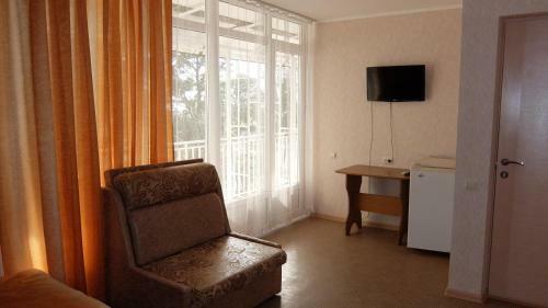 Hostal Al Porto Near The Sea